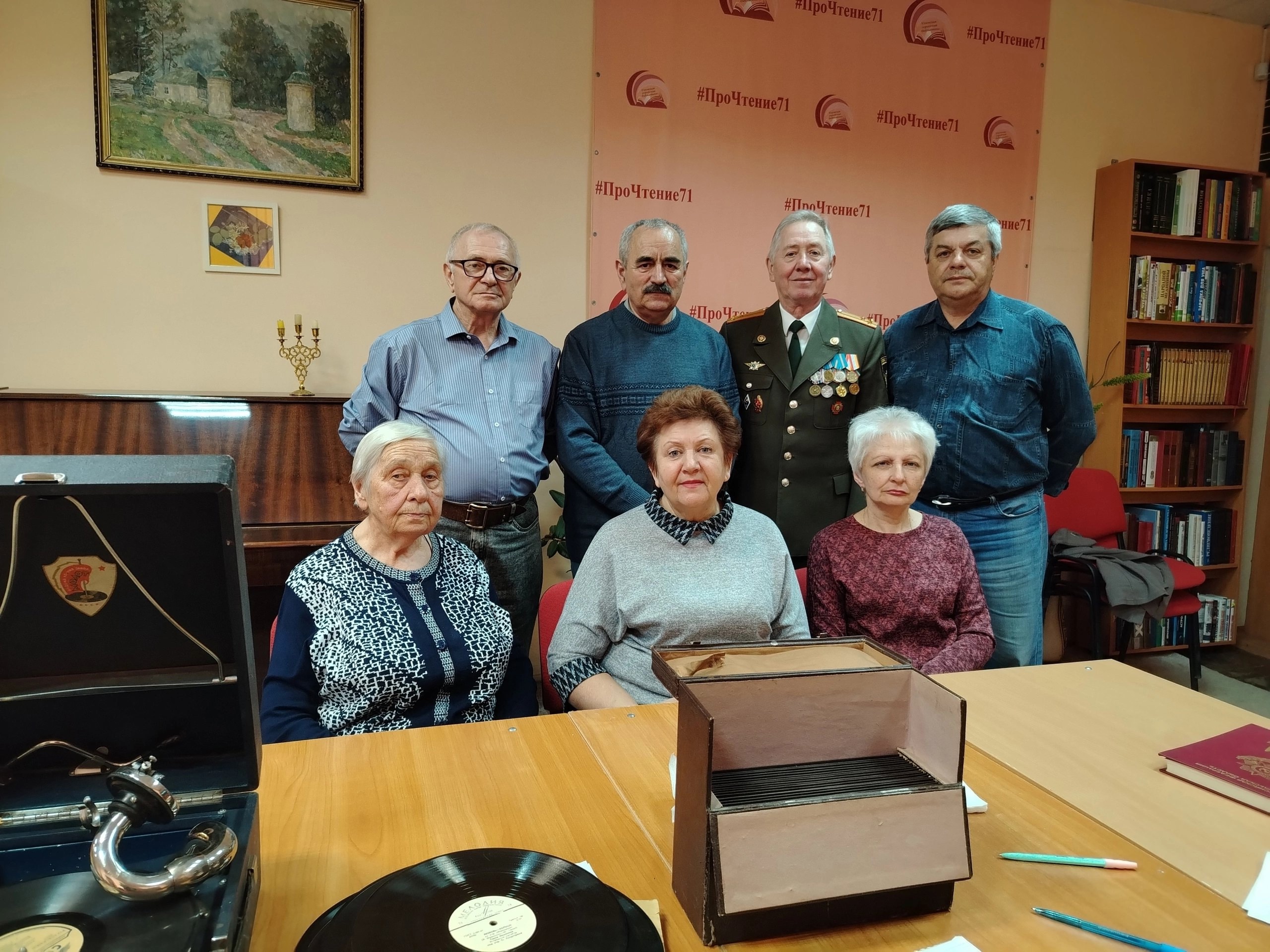 В читальном зале Центральной городской библиотеки состоялось очередное заседание участников краеведческого клуба «У Свиридовского».