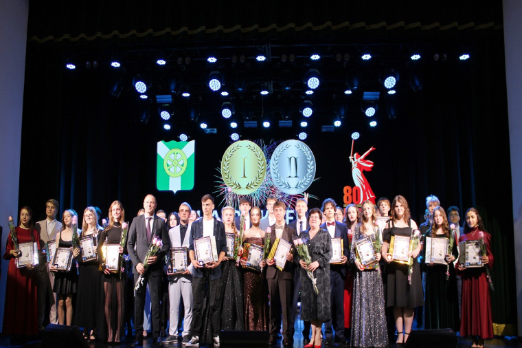 Выпускник - 2025. Выпускник - 2025.