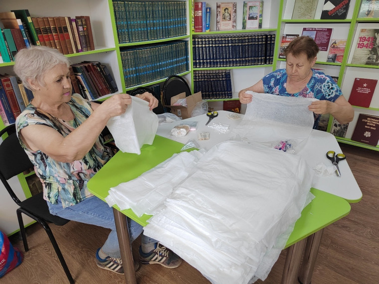 В Дубовской сельской библиотеке состоялся мастер-класс «Сухой душ» Армейский». В Дубовской сельской библиотеке состоялся мастер-класс «Сухой душ» Армейский».